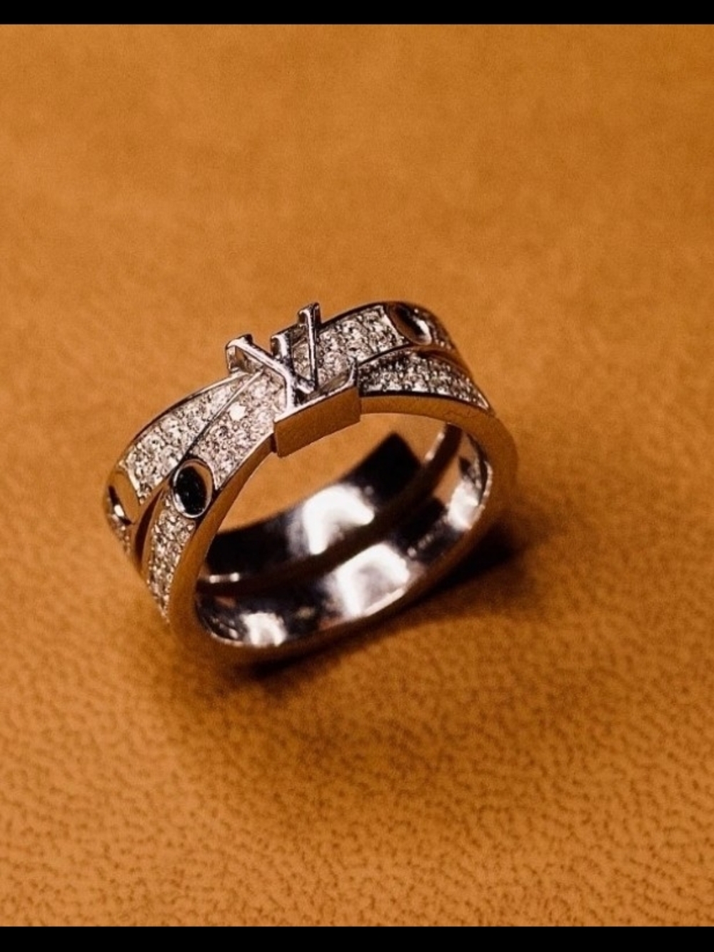 Louis Vuitton 18K White Gold Diamond Pavé Double Band Ring Set Size 7